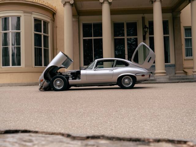 Jaguar E-Type V12 (2+2)
