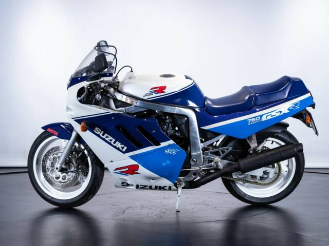 Suzuki GSX-R 750