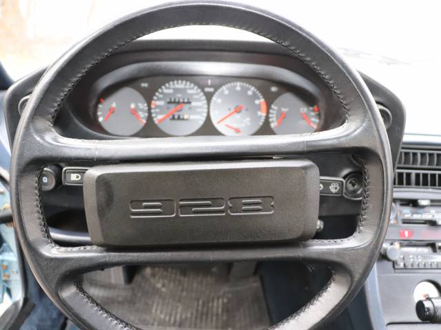 Porsche 928 - Interior