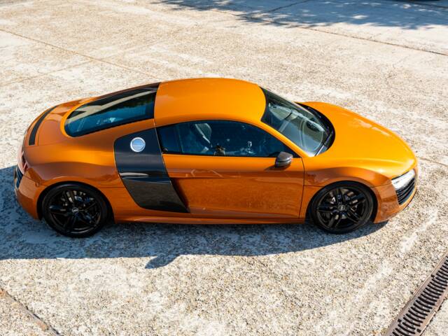Audi R8 V10