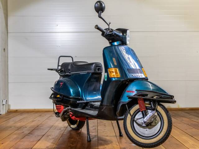 Piaggio Vespa Cosa 125