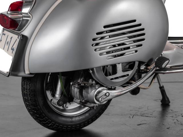 Piaggio Vespa 150 GS