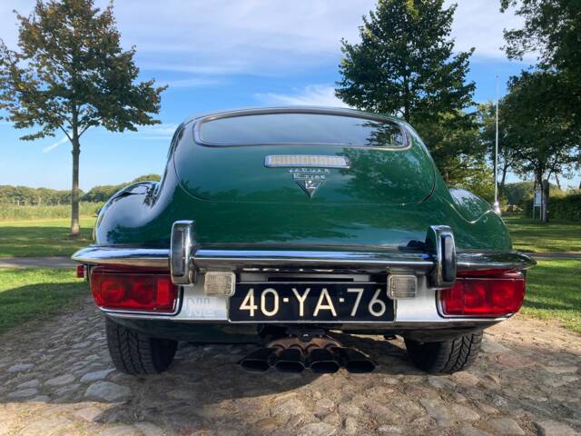 Jaguar E-Type V12 (2+2)