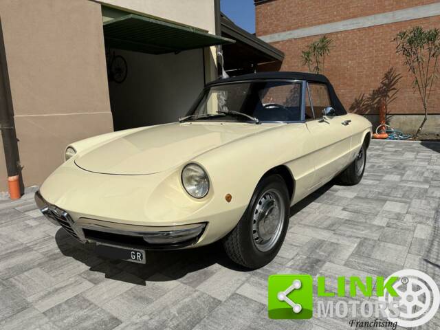 Immagine 1/10 di Alfa Romeo 1300 Spider Junior (1968)