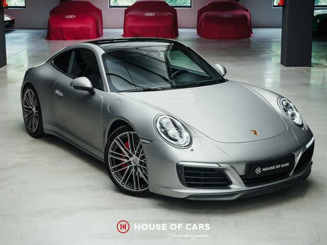 Porsche 911 Carrera 4S