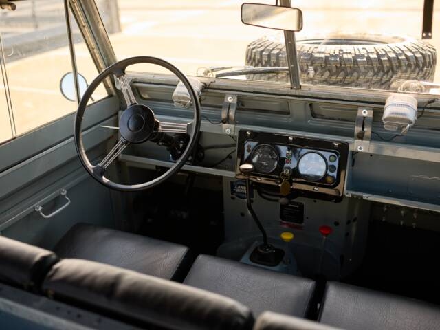 Land Rover 88