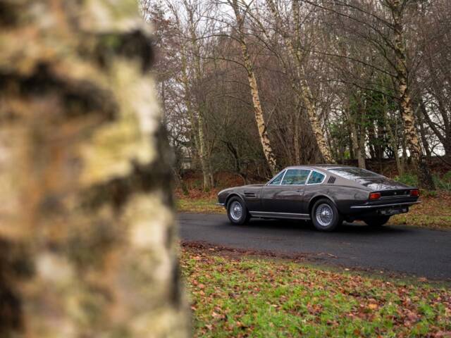 Aston Martin DBS