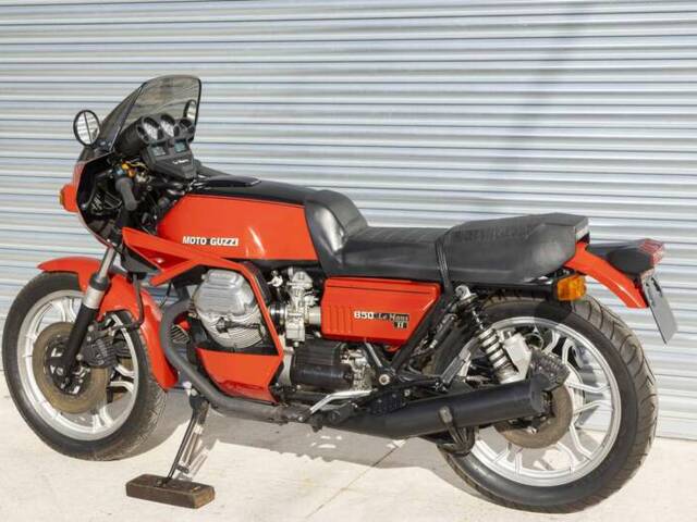 Moto Guzzi 850 LeMans II