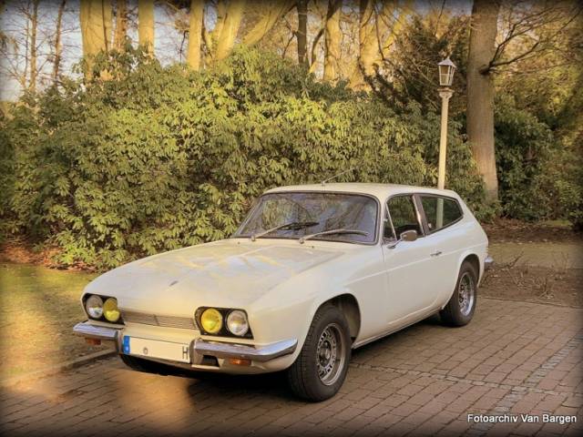 Image 1/40 of Reliant Scimitar GTE (1971)