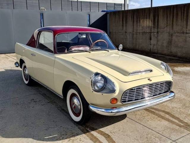 Image 1/6 of Moretti 750 Tour du Monde (1958)