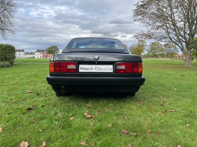 BMW 318i