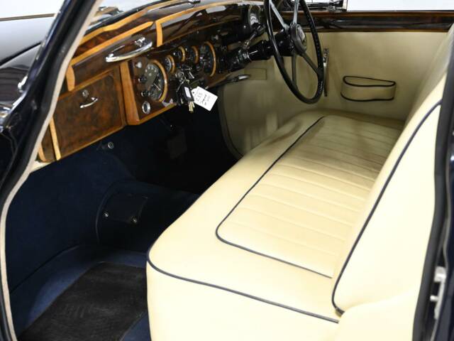 Jaguar Mk VIII