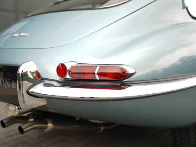 Jaguar E-Type 3.8