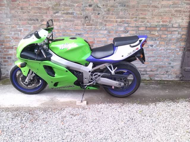 Imagen 1/8 de Kawasaki DUMMY (1996)