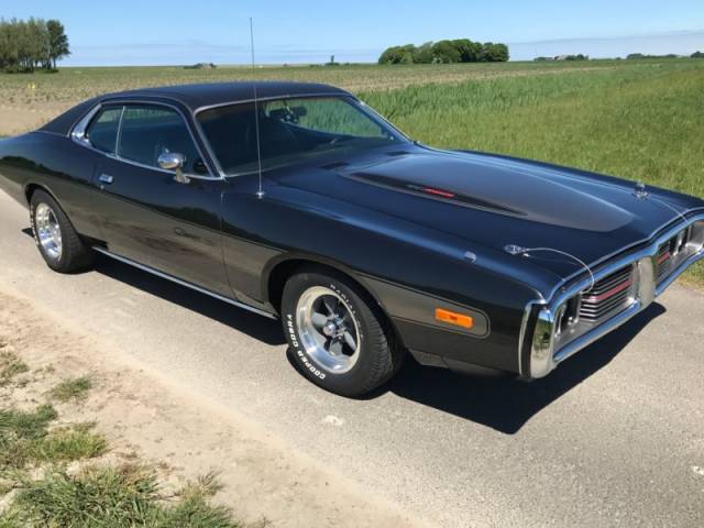 Image 1/30 of Dodge Charger 400 (1973)