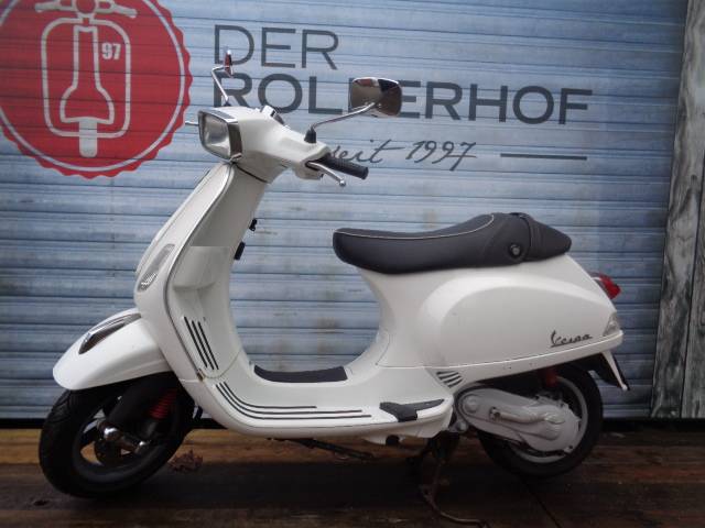 Bild 1/4 von Piaggio DUMMY (2011)