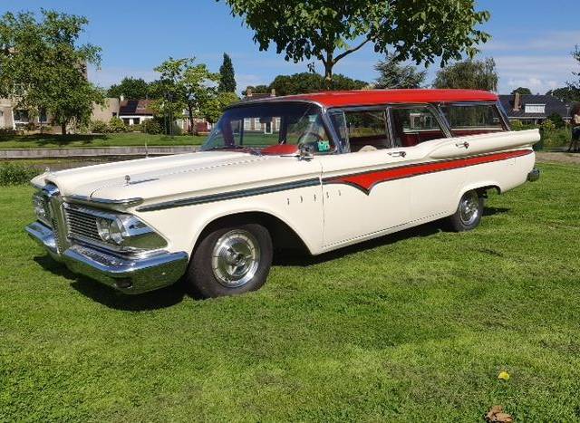Image 1/9 of Edsel Villager Wagon (1959)
