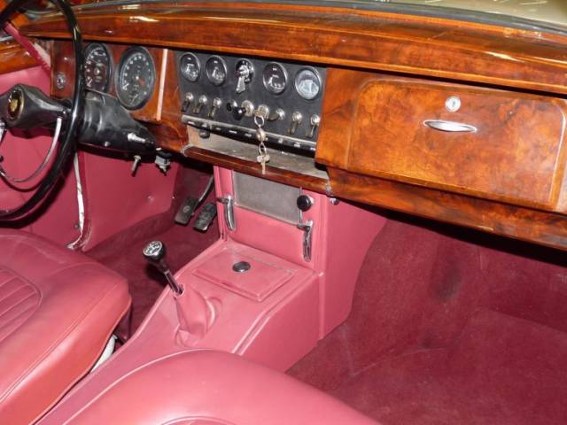 Jaguar Mk II 3.4