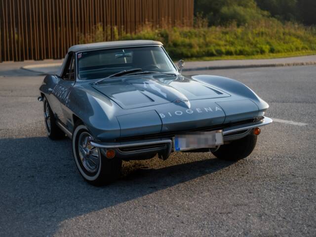 Chevrolet Corvette Sting Ray Convertible