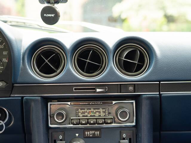 Mercedes-Benz 280 SL