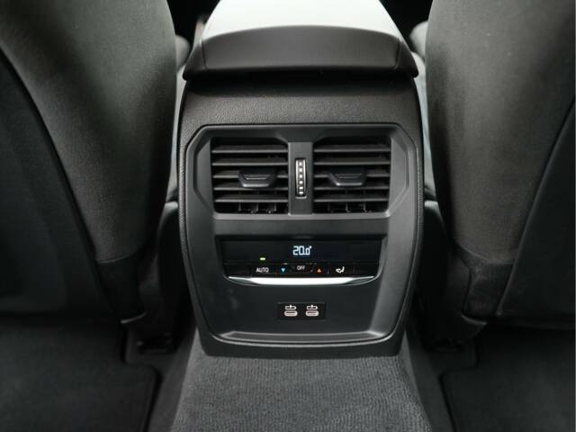BMW 330i xDrive Touring