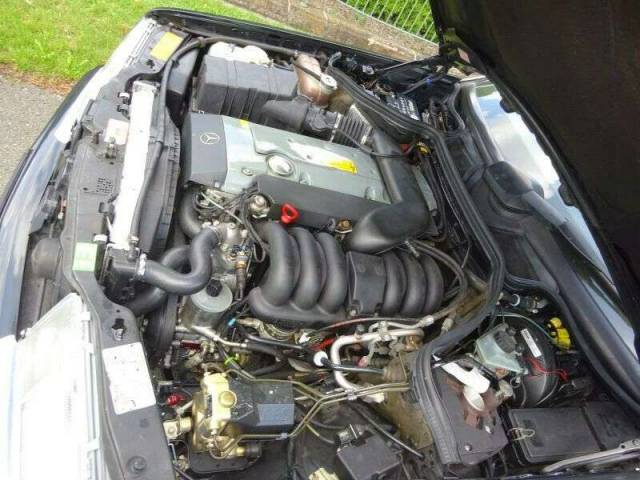 Mercedes-Benz E 320