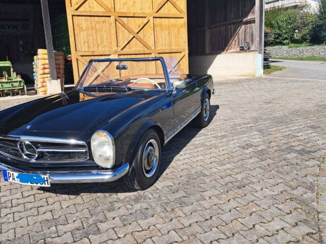 Image 1/9 of Mercedes-Benz 230 SL (1964)