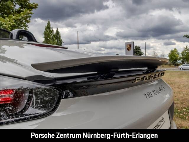 Porsche 718 Boxster