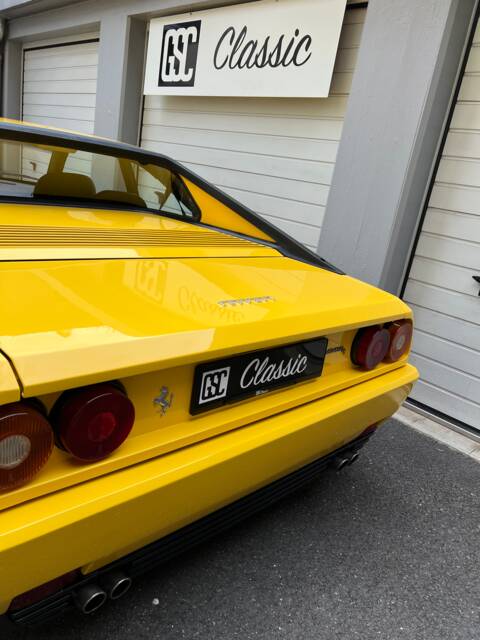 Ferrari Mondial T