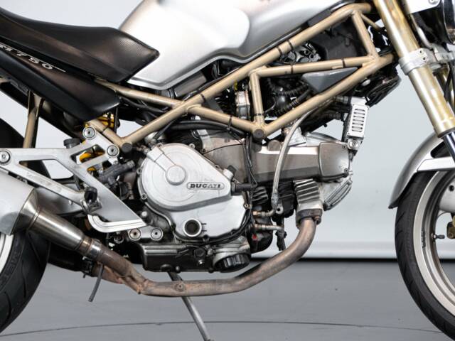 Ducati Monster 750