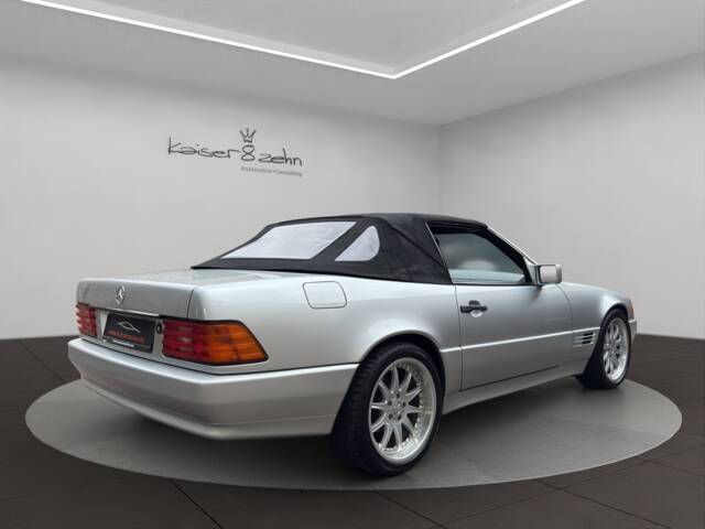 Mercedes-Benz SL 320