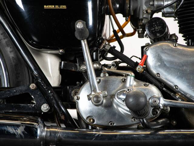 Triumph 6T Thunderbird