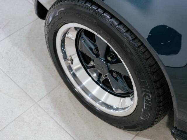 Porsche 911 Carrera 3.2 "25 years 911"