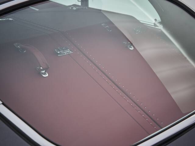 Jaguar E-Type 4.2