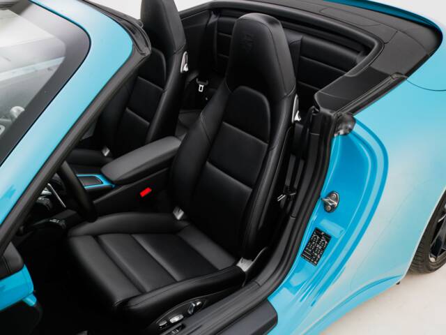 Porsche 911 Carrera 4S