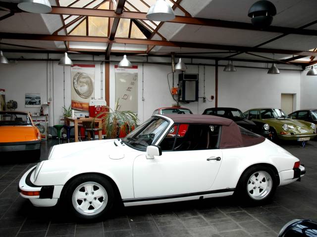 Porsche 911 Carrera 3.2