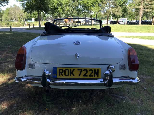 MG MGB