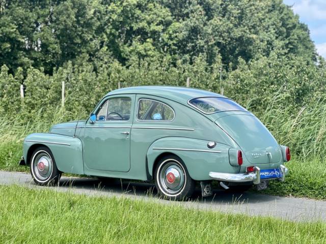 Volvo PV 544