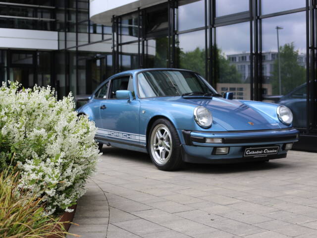 Bild 1/51 von Porsche 911 Carrera 3.2 (1984)