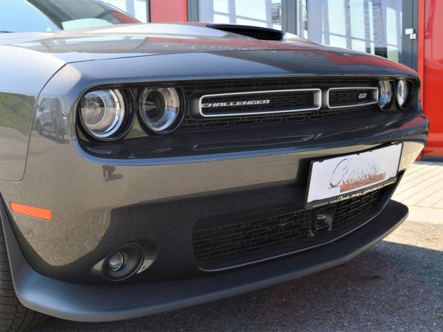 Dodge Challenger SXT