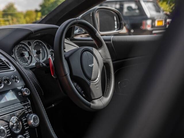 Aston Martin DBS