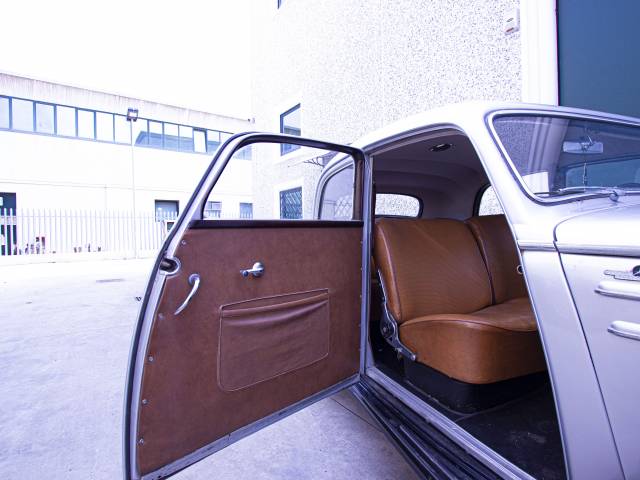 Mercedes-Benz 170 DS
