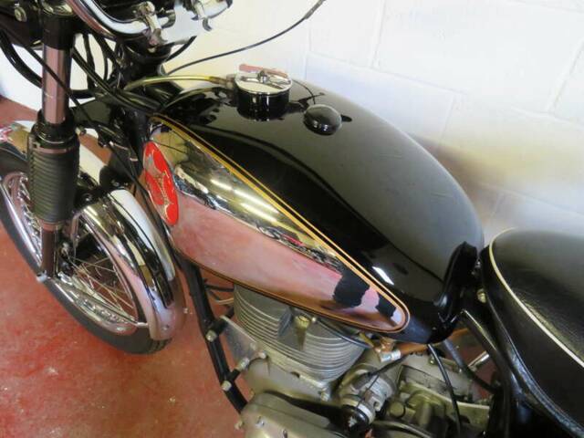 BSA DBD 34 Gold Star