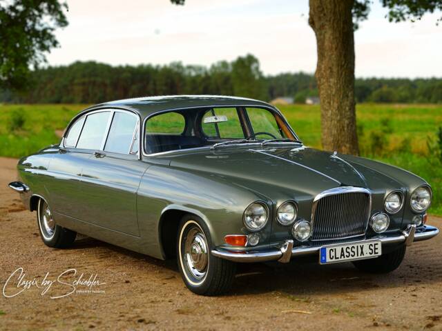 Jaguar Mk X 3.8