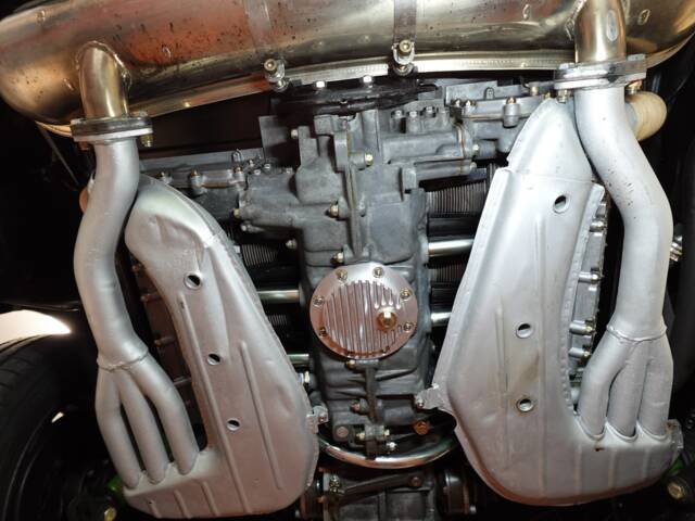 Porsche 911 2.4 T