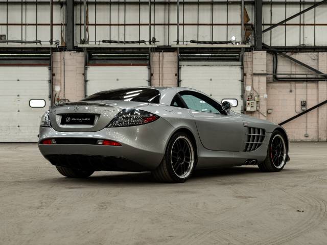 Mercedes-Benz SLR McLaren 722