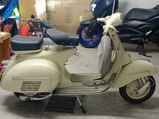 Piaggio Vespa 150 GL