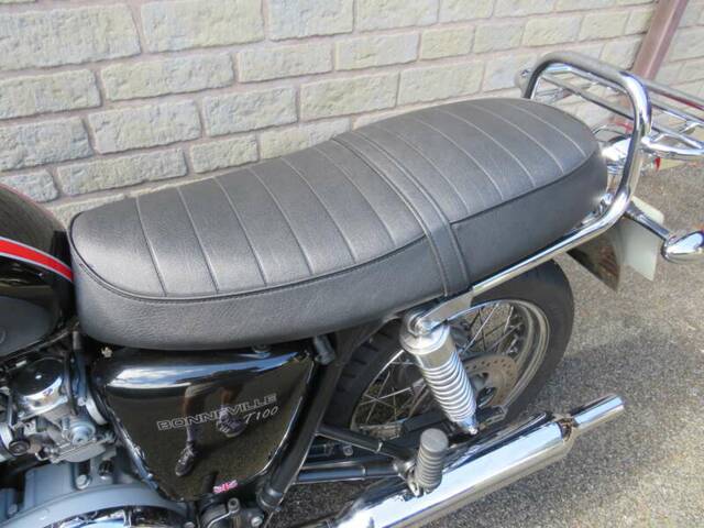 Triumph Bonneville T100