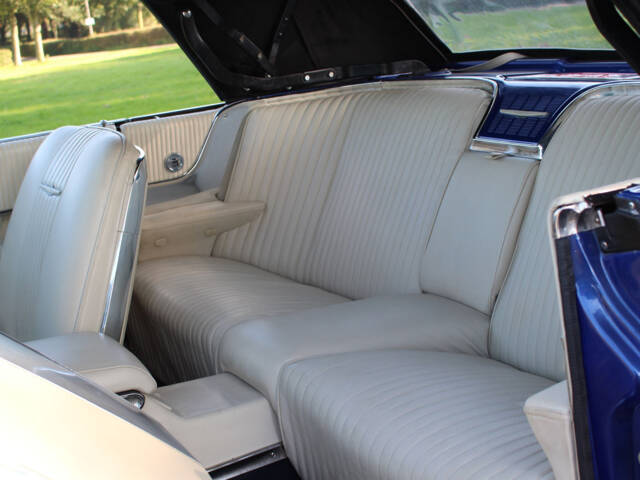 Ford Thunderbird