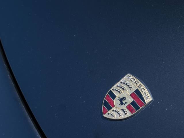 Porsche 911 Carrera